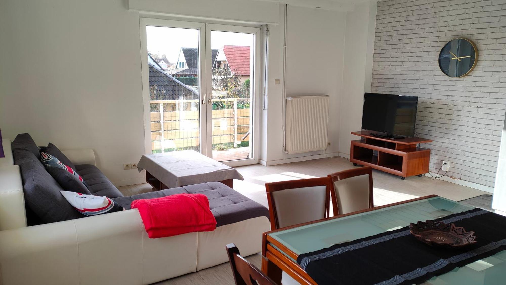 Appartement Les Mirabelles Entre Strasbourg Et Haguenau Bischwiller ภายนอก รูปภาพ